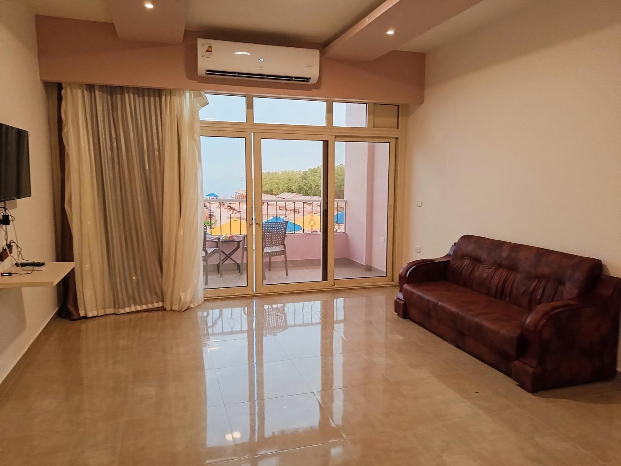 Moon Beach Hotel Hurghada Exterior photo